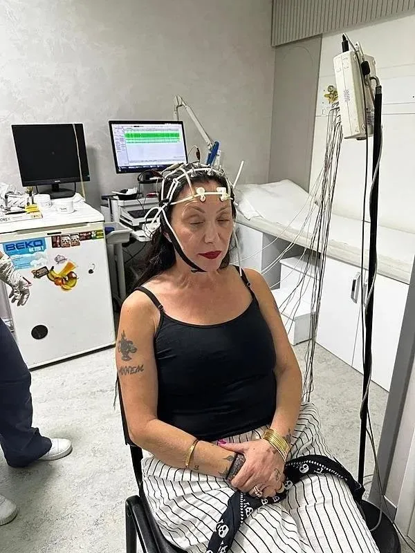 Güllü (Takvim.com.tr)