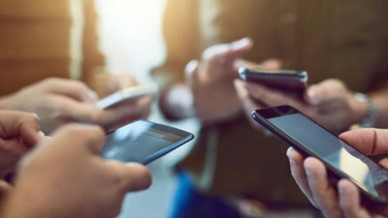 ulke-nufusunun-24-katini-gecti-turkiyede-numara-tasima-sayisi-artiyor-1776862040002.jpg Ülke nüfusunun 2,4 katını geçti: Türkiye'de numara taşıma sayısı artıyor-3