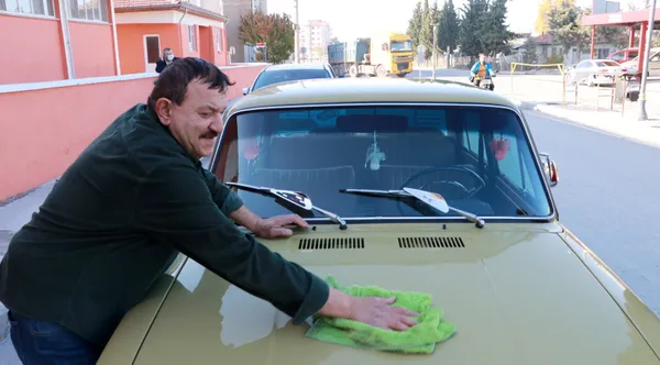 burdurda-oto-yikamaci-turan-hayta-30-bin-lira-masraf-yaparak-yeniledigi-1976-model-murat-124unu-150-bin-liraya-bile-satmiyor-1606891420673.jpg Burdur'da oto yıkamacı Turan Hayta 30 bin lira masraf yaparak yenilediği 1976 model Murat 124'ünü 150 bin liraya bile satmıyor-8