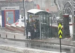 Yarın mecbur kalmadıkça dışarı çıkmayın