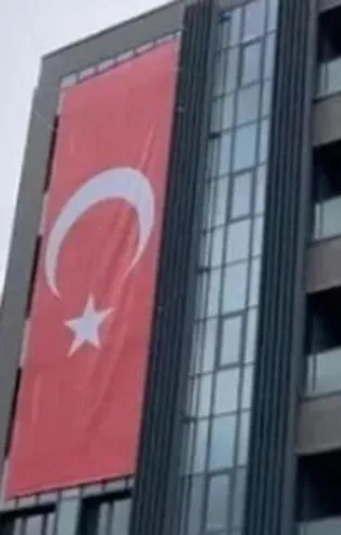 İstanbul Çevre ve Şehircilik İl Müdürlüğü’nden CHP İstanbul İl Başkanlığı açıklaması: Ruhsatsız işlem yapıldığı için bina mühürlenmiştir