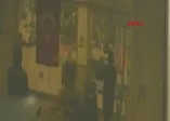 Maskeli silahlı PTT soygunu kamerada