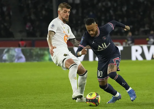 transfer-haberleri-fenerbahceden-cimboma-transfer-calimi-galatasaray-istiyordu-1655389005579.jpg Transfer haberleri: Fenerbahçe'den Cimbom'a transfer çalımı! Galatasaray istiyordu...-3