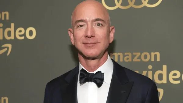 dunyanin-en-zenginleri-belli-oldu-dunyanin-en-zengini-jeff-bezos-kimdir-1606315067684.jpg Dünyanın en zenginleri belli oldu! Dünyanın en zengini Jeff Bezos kimdir?-5
