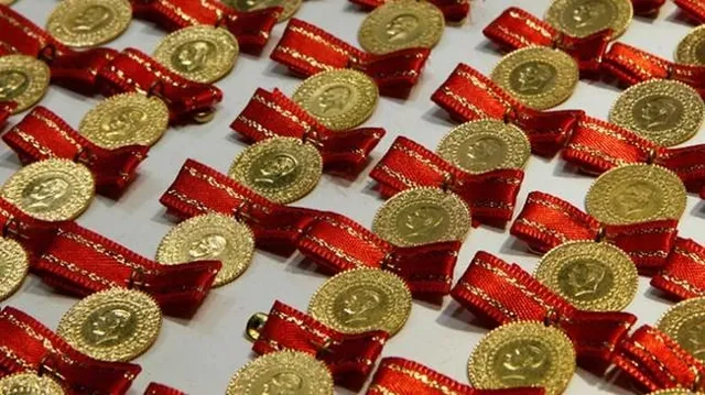 Altın yönünü yukarı çevirdi! İşte güncel fiyatlar-4