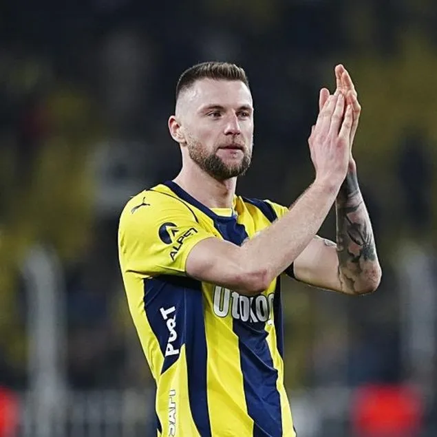 Fenerbahçe’de stoper alarmı!