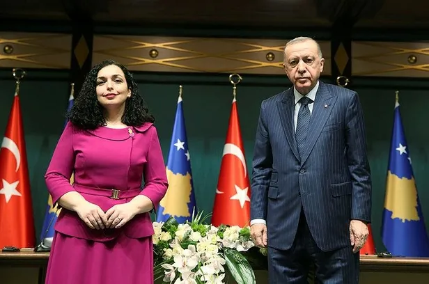 baskan-recep-tayyip-erdogan-ve-kosova-cumhurbaskani-vjosa-osmani-sadriudan-onemli-aciklamalar-1646158753498.jpeg