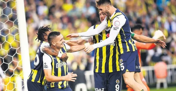 Fenerbahçe durdurulamıyor! Kanarya’dan 3 günde 180 dakikalık resital! İşte Rizespor karşılaşmasında yaşananlar...