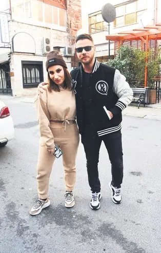 İrem Derici espriyi patlattı! Sinan Akçıl kahkahaya boğuldu