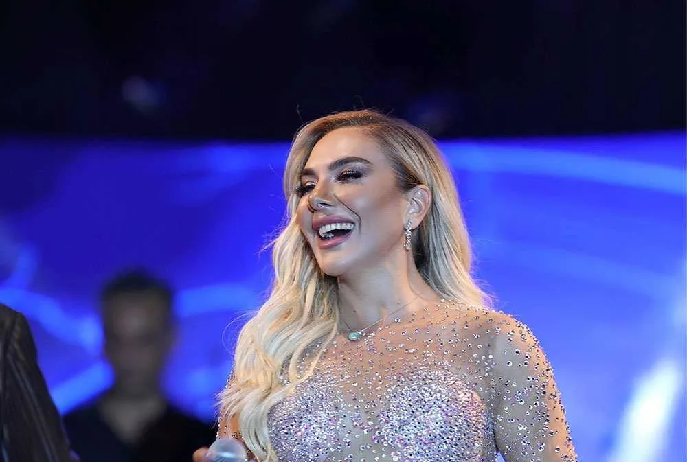 Aşk Olmayınca diyor