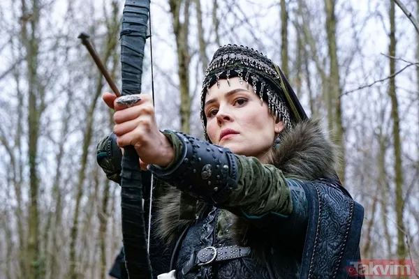 Kuruluş Osman’ın yıldızı Burak Özçivit kamera arkasını paylaştı! Özge Törer ile at üzerinde şov yaptı sosyal medya yıkıldı - 12