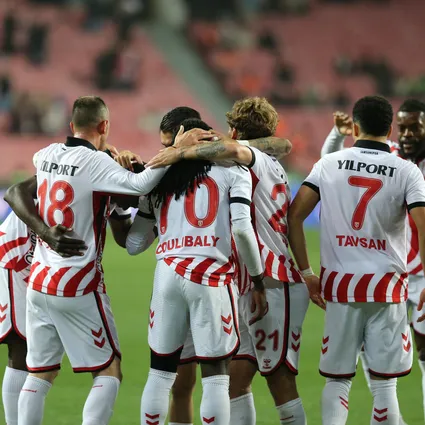 Avrupa bileti kaçtı! Samsunspor Göztepe’yi 3-0 yendi