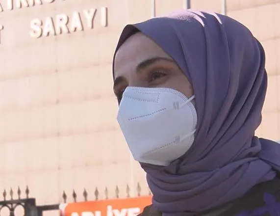 Başörtüye saldırı espri imiş!