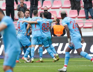 Kayseri son dakikada 3 puanı aldı