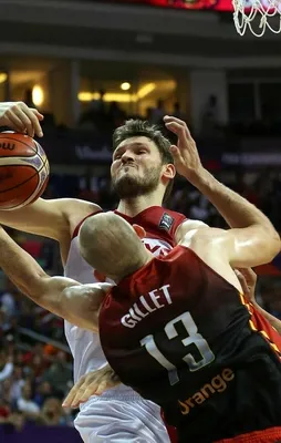 12 Dev Adam son 16'da
