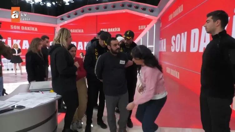 🔴 Müge Anlı canlı yayınında gözaltı 🎥