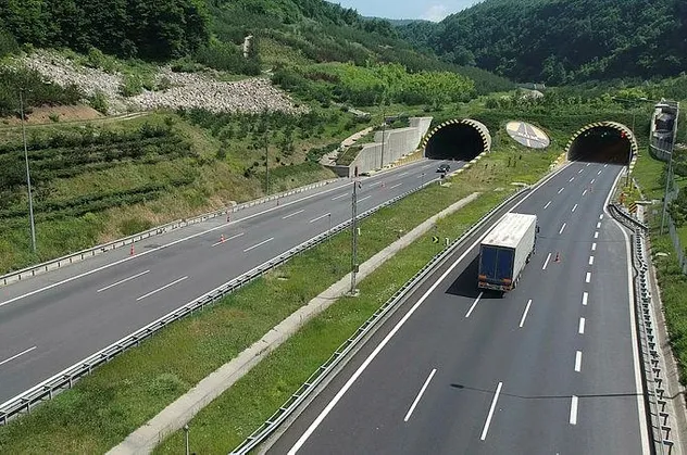 Bakanlık duyurdu: Bolu Dağı tünel ve viyadükleri açıldı!