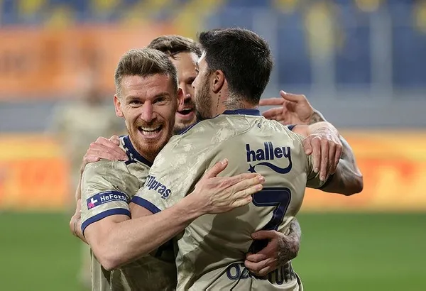 Bunun adı takım oyunu! Fenerbahçe'de 9 haftalık periyotta goller ve asistler tüm takıma yayıldı-1