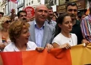 CHP’nin destek verdiği LGBTİ’ler 23 Nisan’da çocukları hedef aldı!