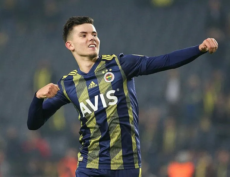 Cocu Ferdi için ısrar ediyor