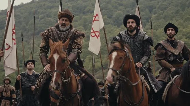 atvnin-sevilen-dizisi-kurulus-osmanin-160-bolum-fragmani-yayinlandi-1715205971237.jpeg Osman Bey oyunu bozmak için Mekece Kalesi'ni kuşattı! Kuruluş Osman'ın 159.bölümde neler oldu? 160. bölüm fragmanı yayınlandı mı?-6