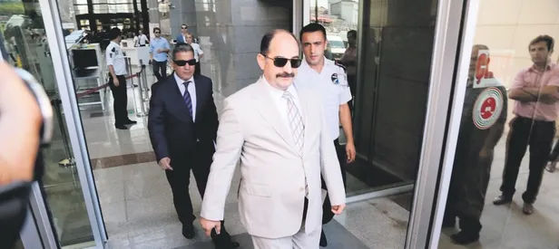 Zek’e Maas bağlandı