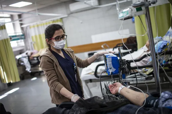 Koronavirüs vaka sayıları ile ilgili flaş açıklama! "Patlama yaşanacak" diyerek tarih verdi!-7