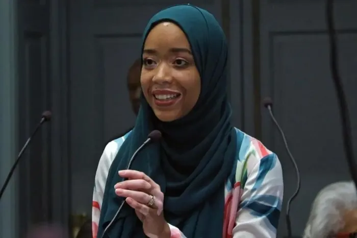 abd-baskan-yardimcisi-kamala-harrise-bayram-konusmasinda-gazze-soku-ateskes-talep-eden-demokrat-milletvekili-r-1702459536857.jpeg ABD Başkan Yardımcısı Kamala Harris’e bayram konuşmasında Gazze şoku! Ateşkes talep eden Demokrat milletvekili resmen susturdu: İsa Bebek Noel kutlayamıyor-3