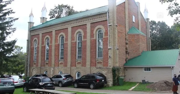 Kanada’daki Uygur Türkleri 4,3 milyon TL’ye aldıkları kiliseyi  camiye çevirdi