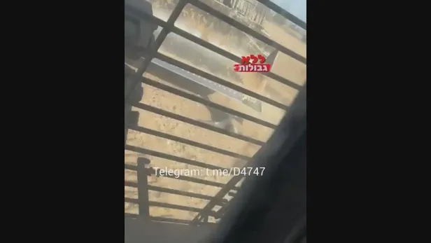 kan-donduran-vahset-soykirimci-israil-ordusuna-ait-bulldozer-filistinli-sivilin-ustunden-gecti-1699735929586.jpeg Kan donduran vahşet! Soykırımcı İsrail ordusuna ait buldozer Filistinli sivilin üstünden geçti-4