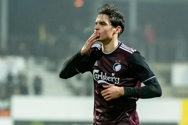 Fener’in sürprizi Robert Skov