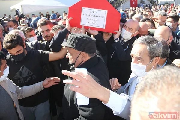Tunceli'de PKK ile çıkan çatışmada şehit olan asker Burak Tortumlu, Erzurum’da son yolculuğuna uğurlandı - 3