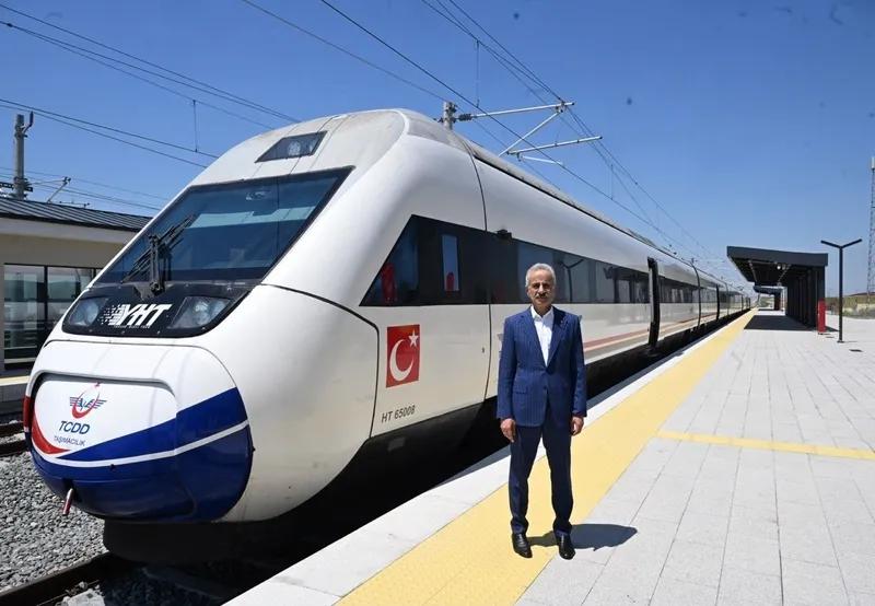 istanbul-kapikule-arasi-4-saatten-15-saate-dusuyor-test-surusu-basladi-1780747669793.jpg İstanbul-Kapıkule arası 4 saatten 1,5 saate düşüyor: Test sürüşü başladı-2