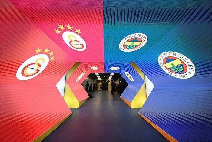 galatasaray-fenerbahce-super-kupa-maci-neden-ertelendi-iste-riyadda-yasananlarin-perde-arkasi-1703919294391.jpeg