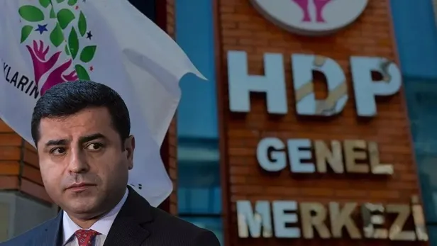 1685552786976.jpeg Bölücüler birbirini satmaya başladı! Siyaseti bırakan Selahattin Demirtaş ile HDPKK arasında çatışma: İşte istifanın perde arkası...-7