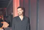 DJ Faruk Sabancı biricik aşkı Esra Bilgiç için imajını yeniledi!