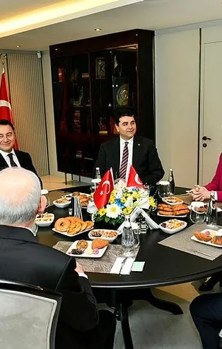 6'lı masada aday yok kriz çok