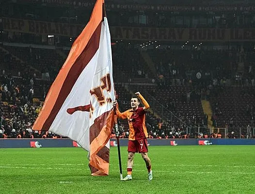 galatasarayin-yildiz-oyuncusu-kerem-akturkoglu-isyan-etti-bu-tepkileri-hak-etmedim-1695419738201.jpeg