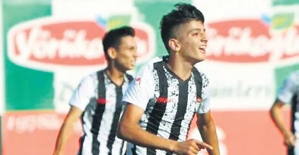 Bilal Budak Imza Icin Geldi Takvim