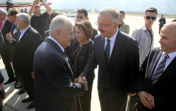 Binali Yıldırım'a memleketi Erzincan'da sıcak karşılama-5