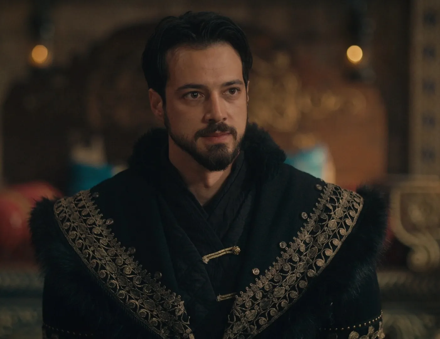 Kuruluş Orhan son bölüm: Sultan Orhan’dan büyük savaş divanı
