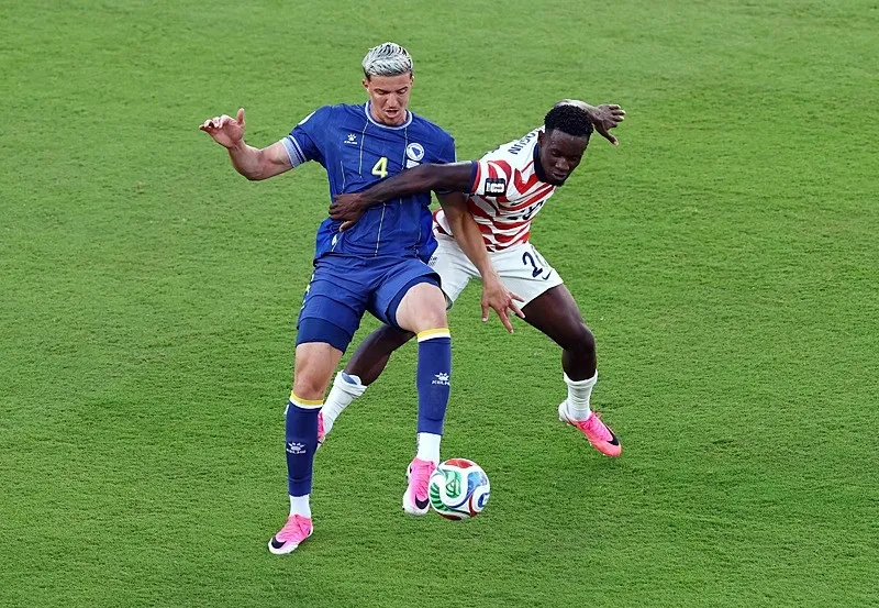 1783358818544.jpeg Trump'tan FIFA'ya Balogun telefonu! Kırmızı kart cezası ertelendi Belçika ayaklandı-4