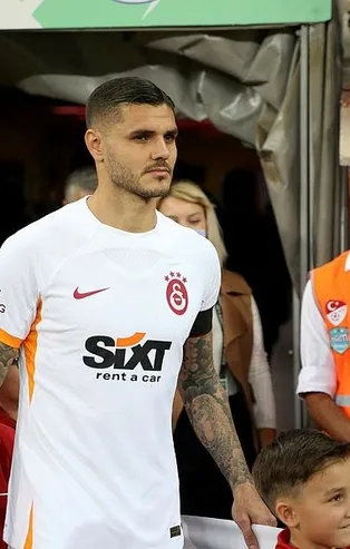 Aslan'da son vuruş krizi! Galatasaray karşı forma giyen kaleciler kurtarış rekoru kırıyor