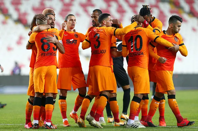 Galatasaray'da koronavirüs depremi! Milli takım kampında yakalandı