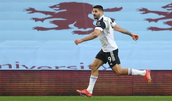 Kartal’ın eski yıldızı Tosic, Sırp golcü Mitrovic'i markaja aldı-2