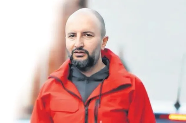 FETÖ'nün kritik ismi Cevheri Güven Almanya'da görüntülendi! Dubleks dairede ailesiyle lüks içinde yaşıyor