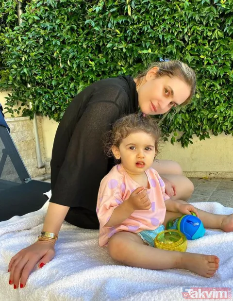 Mehmet Ali Erbil 40 yaş küçük sevgilisinin yanında eski eşine takıldı! “Sazan” muhabbeti geceye damga vurdu! Tepkiler çığ gibi... - 22