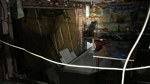 kocaelide-mutfak-tupu-bomba-gibi-patladi-yaralilar-var-1609016111670.jpeg Kocaeli’de mutfak tüpü bomba gibi patladı: Yaralılar var-5