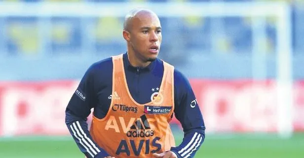 Tisserand Fenerbahçe’deki kredisini bitirdi!