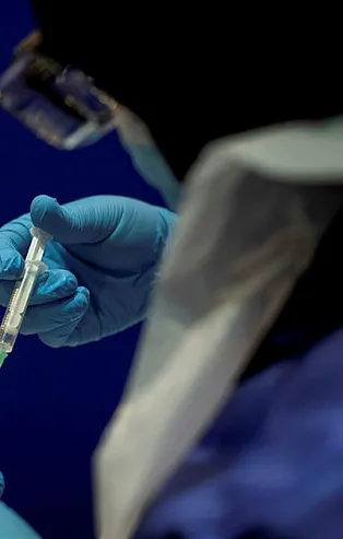 Son dakika: BioNTech aşısının ikinci doz süresinde flaş değişiklik!